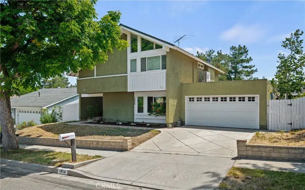 1054 Currier Avenue, Simi Valley