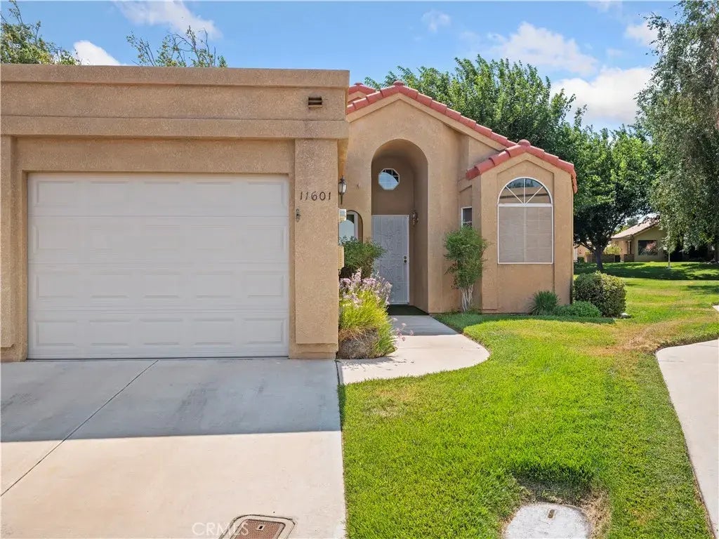 11601 Park Lane, Apple Valley