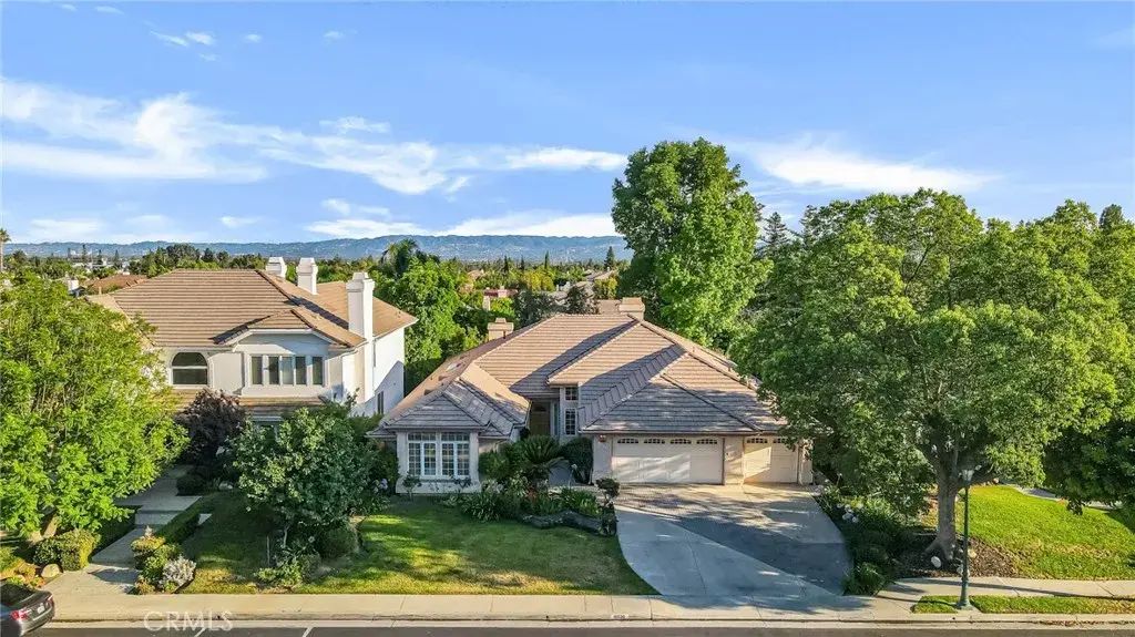 18830 Beechtree Lane, Porter Ranch
