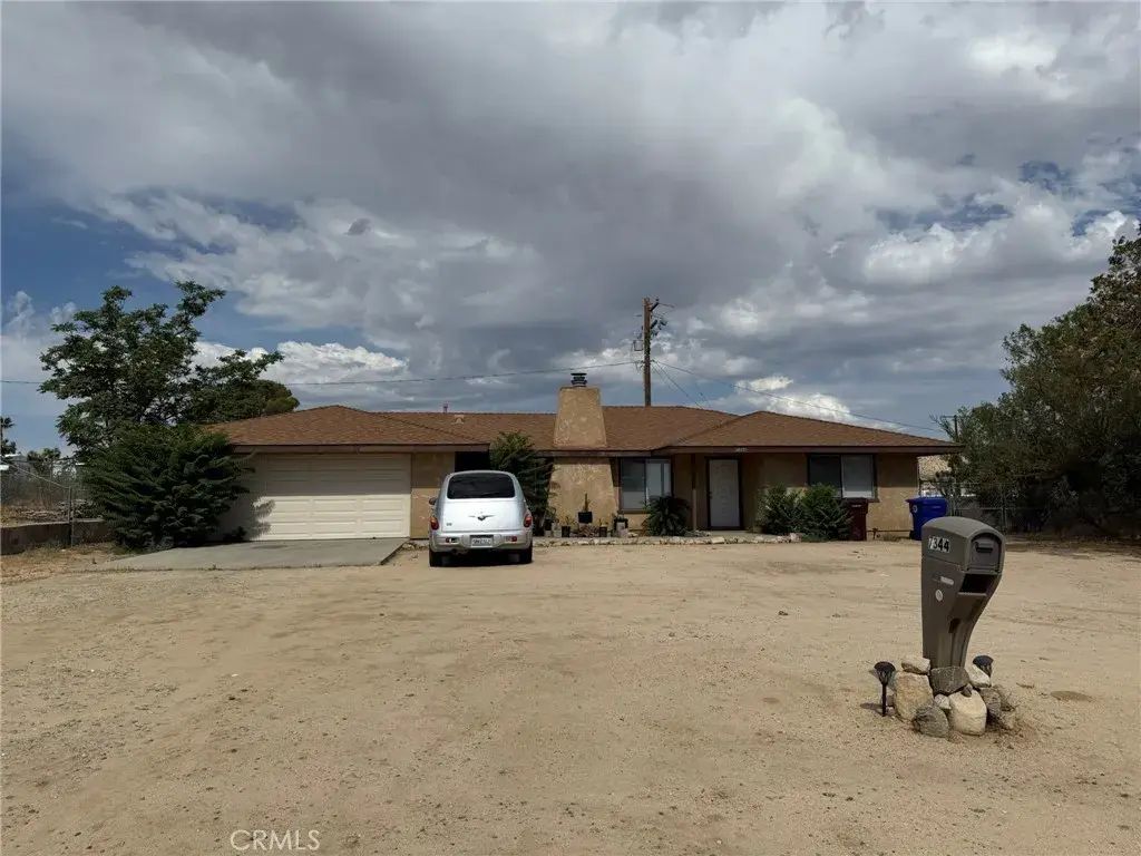 7344 Palm Avenue, Yucca Valley