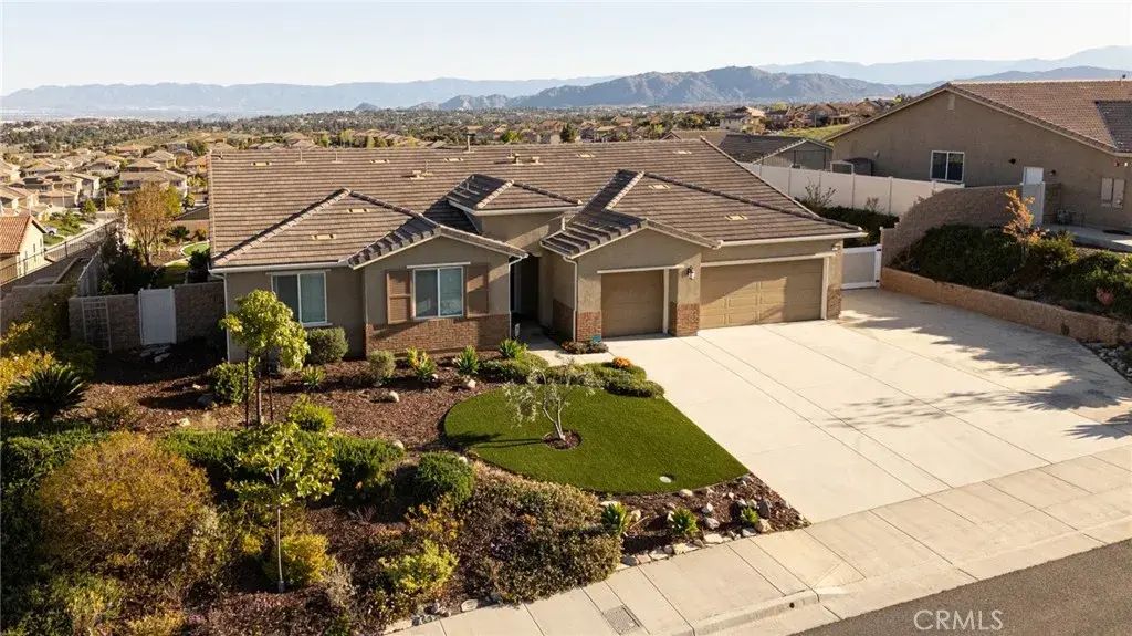 18182 Bissel Drive, Riverside