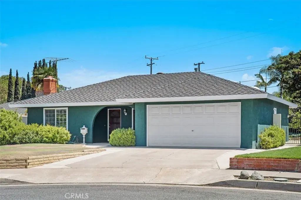 2233 E Everett Place, Orange