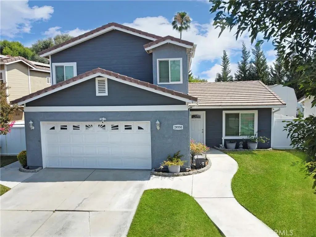 29330 Hidden Trail Road, Castaic