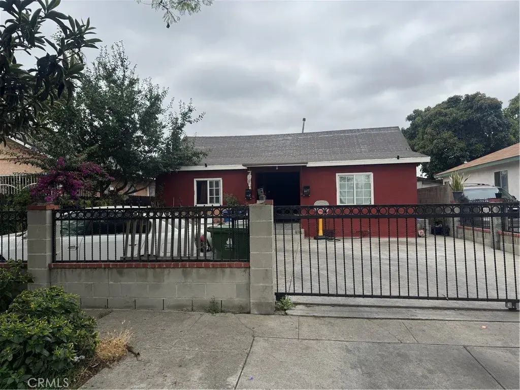 333 E 84th Street, Los Angeles