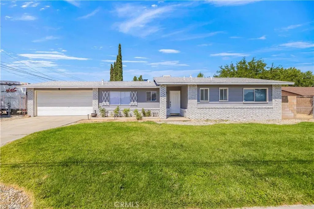 42707 52nd Street West, Lancaster