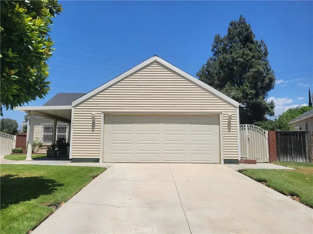 1991 Cherry Wood Lane, Colton