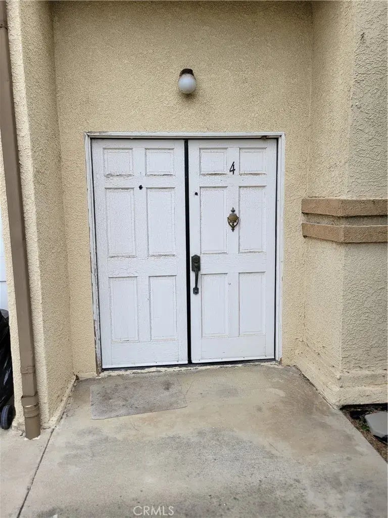 1044 W 252nd Street 4, Harbor City