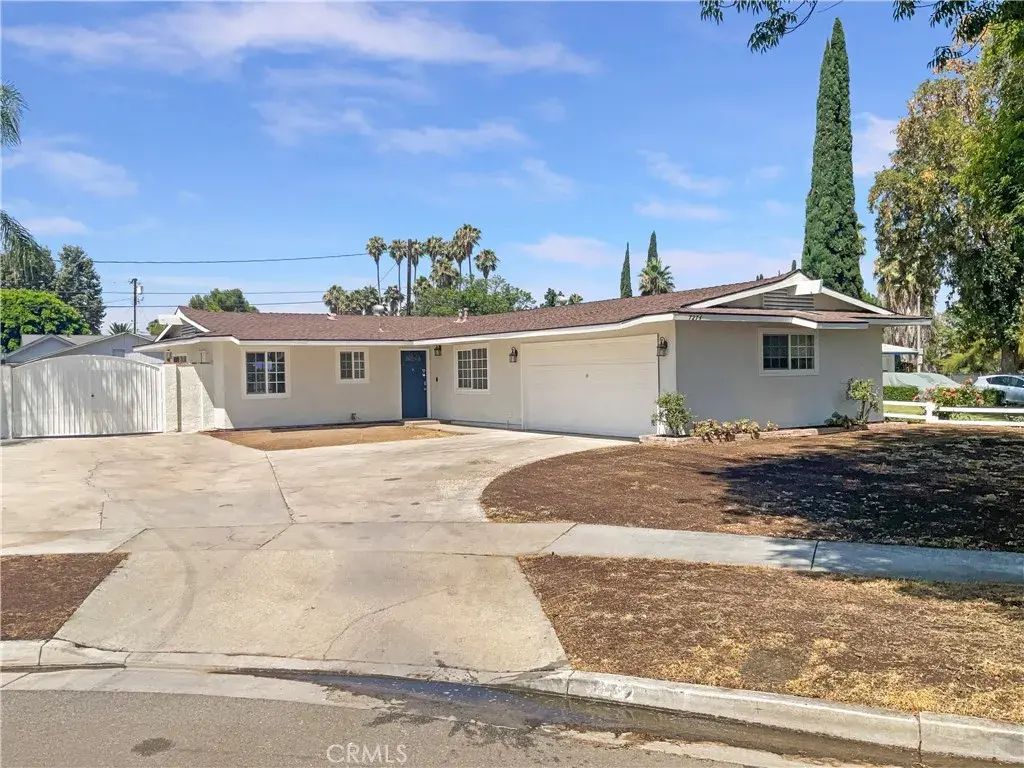 7274 Nixon Drive, Riverside