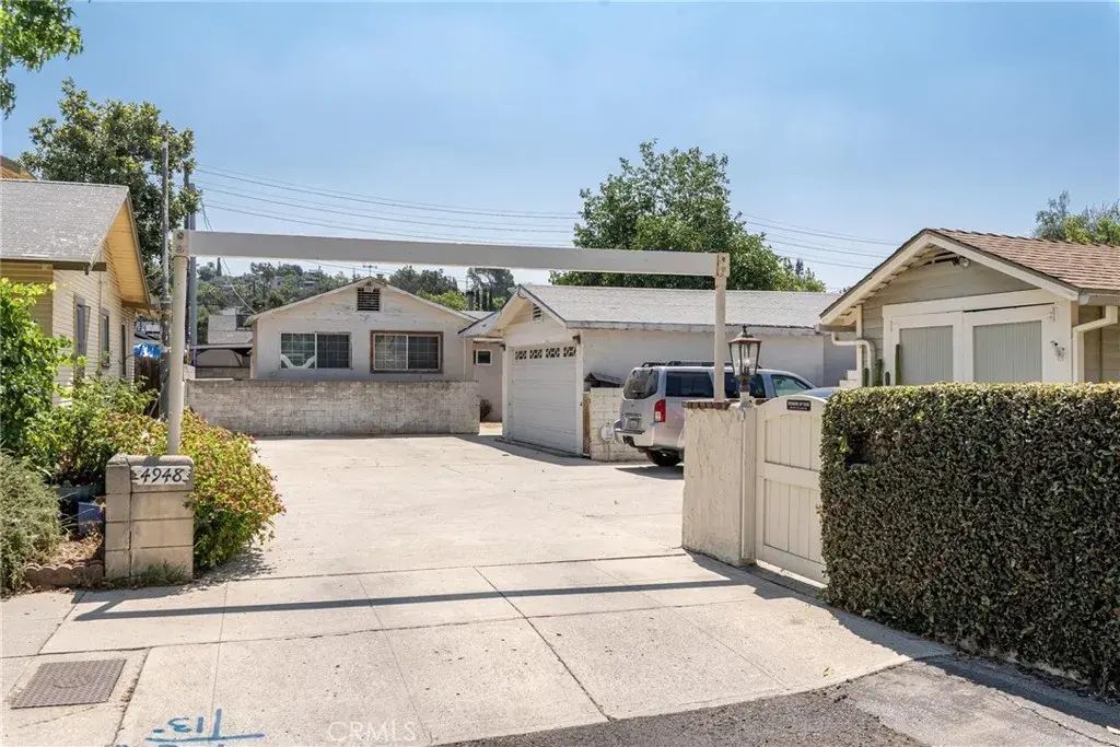 4948 Vincent Avenue, Los Angeles