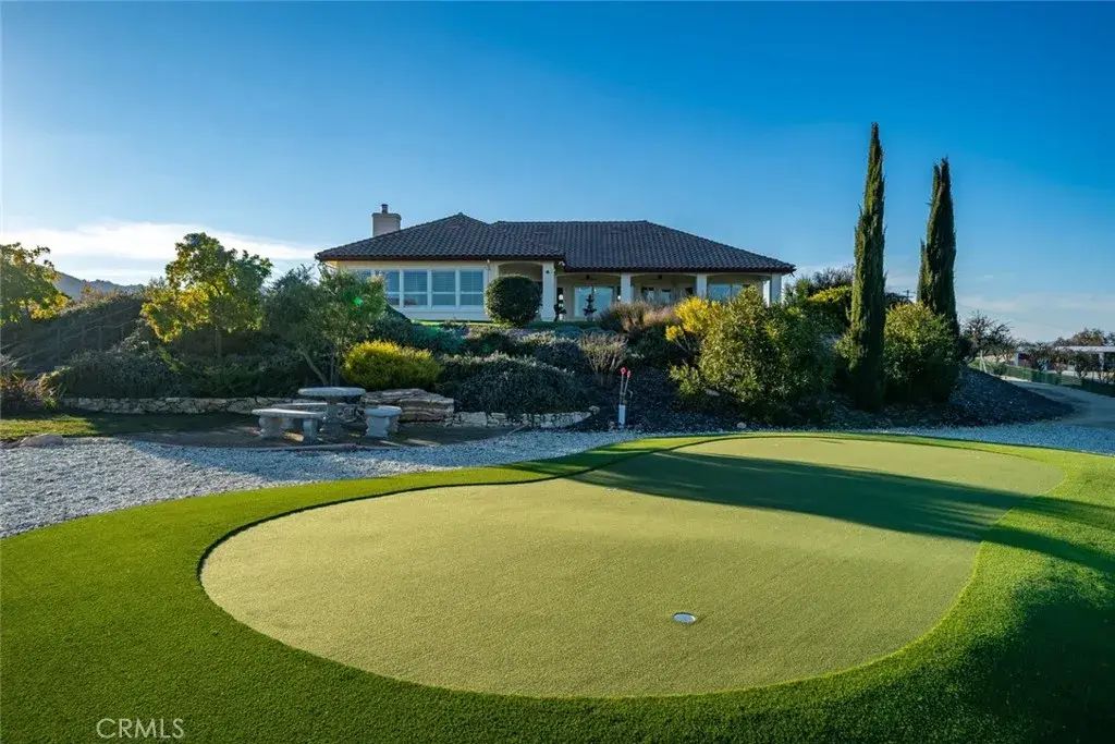 5495 Vista Serrano, Paso Robles