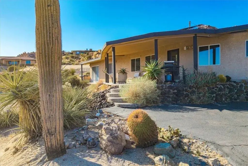 57249 Farrelo Road, Yucca Valley