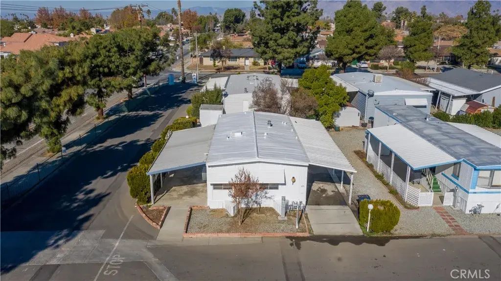 725 W Thornton West 25, Hemet