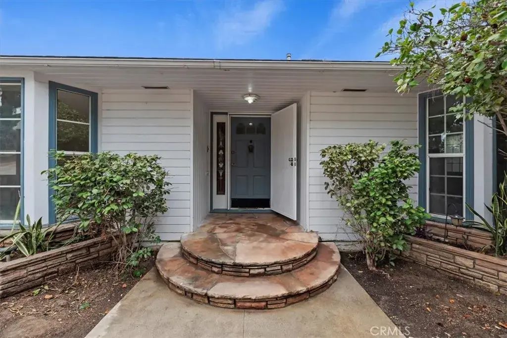 14036 Mar Vista Street, Whittier