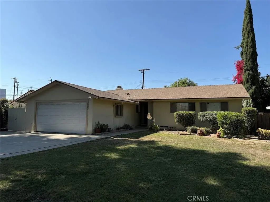 16063 Osborne Street, North Hills