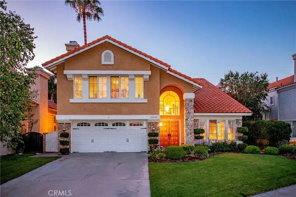 20055 Oakside Court, Saugus