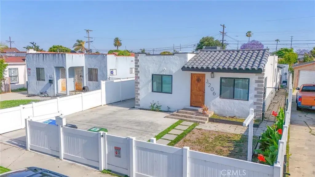 3206 W 59th Street, Los Angeles