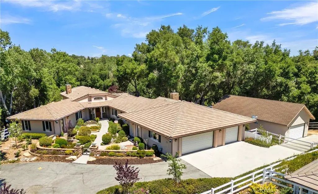 117 Frontier Way, Templeton