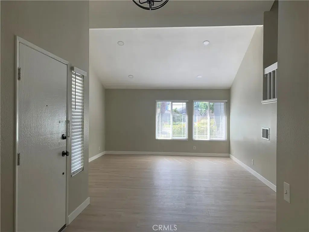 20 Alba East, Irvine