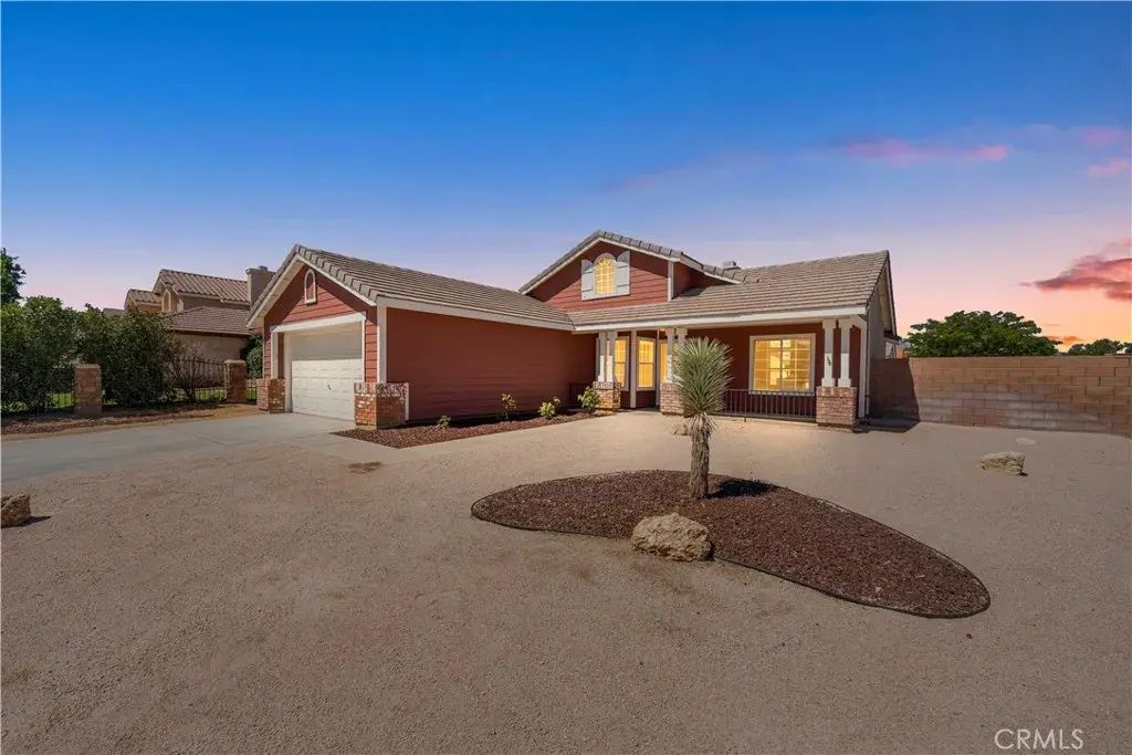 37011 Zinnia Street, Palmdale