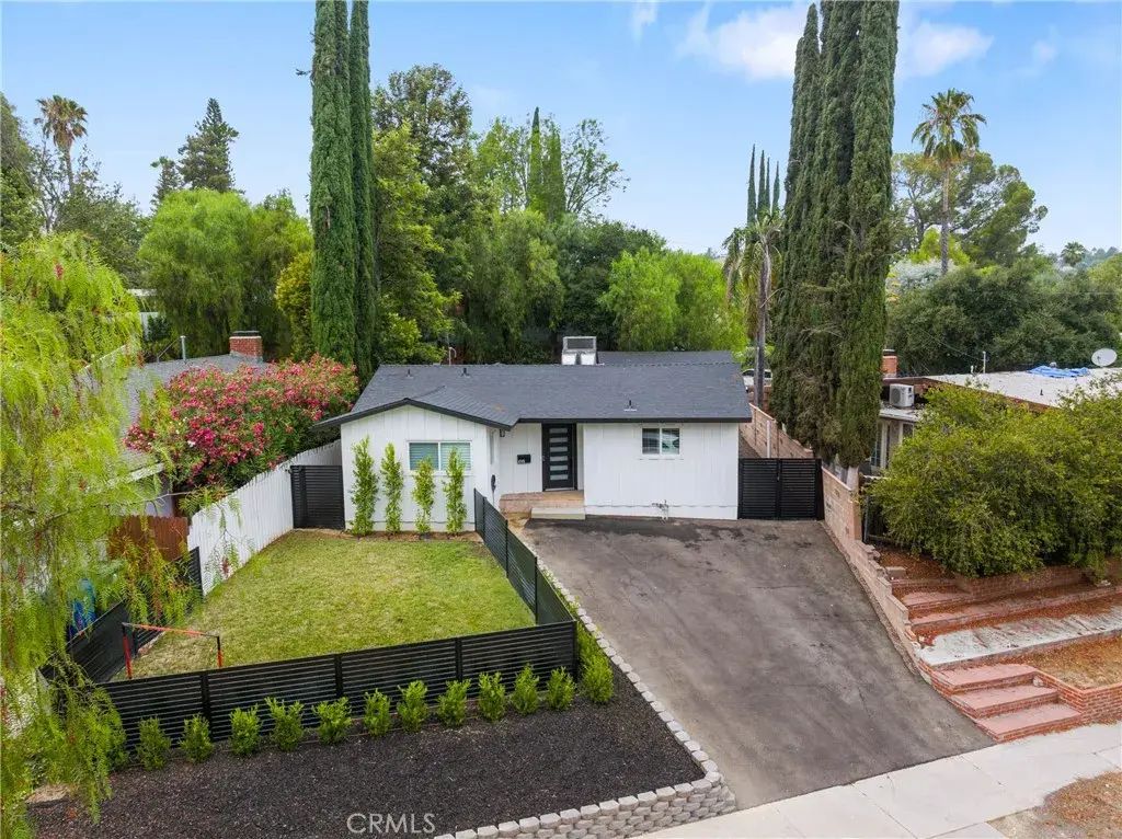 4743 Topanga Canyon Boulevard, Woodland Hills
