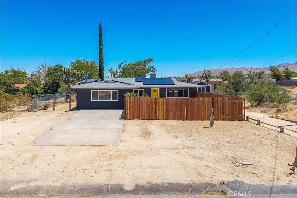 7325 Valley Vista Avenue, Yucca Valley