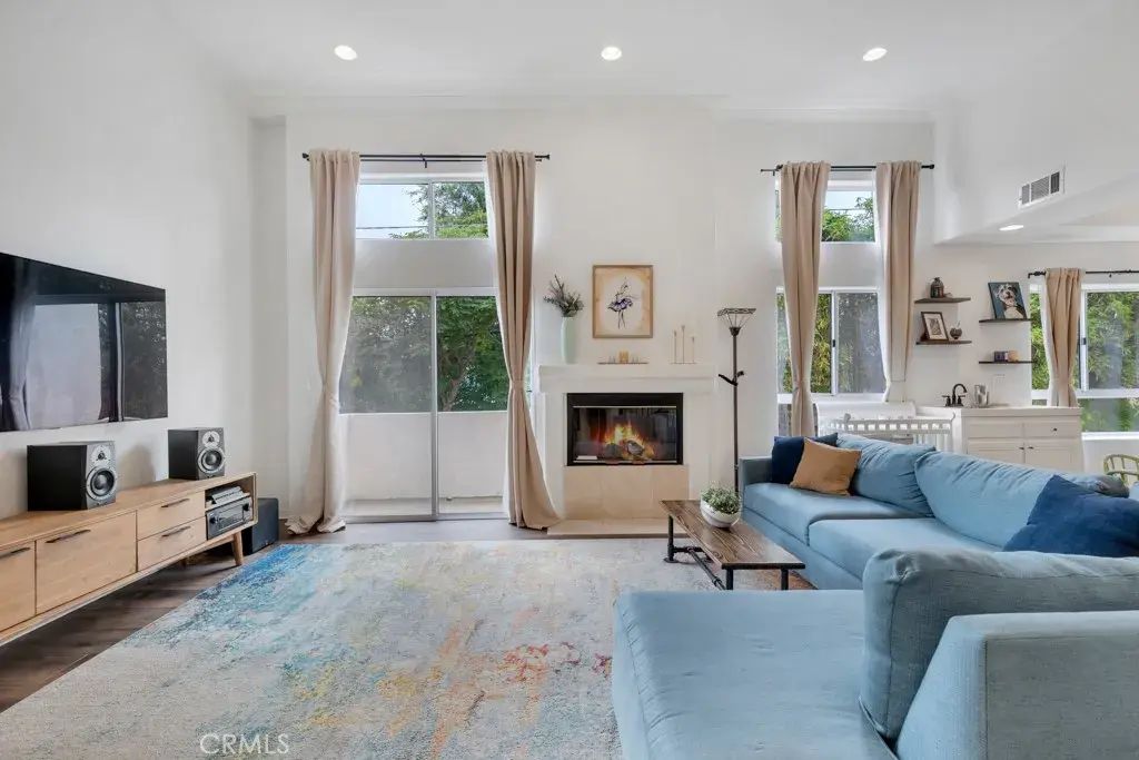 5635 Woodman Avenue D, Valley Glen