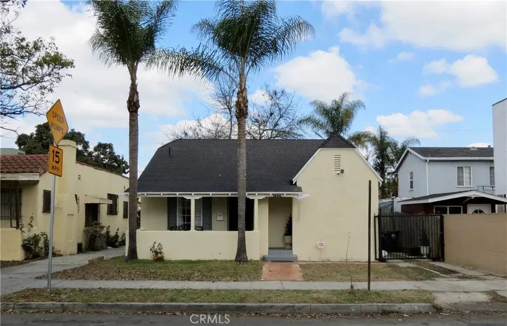 1311 W 65th Place, Los Angeles