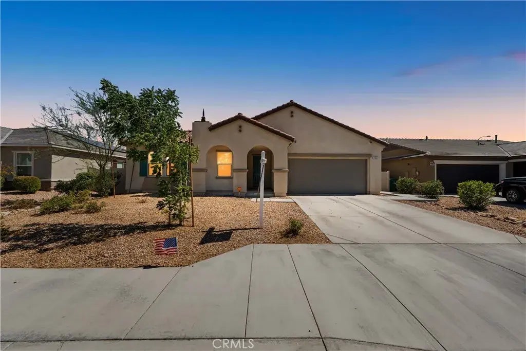 2030 E Donatello Street, Lancaster