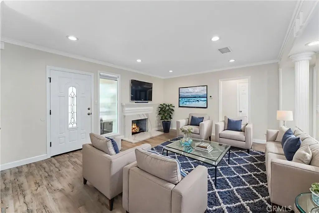 3333 N Los Coyotes Diagonal, Long Beach