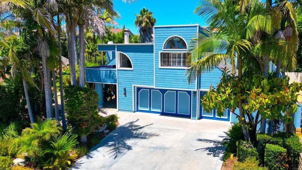 2618 Unicornio Street, Carlsbad