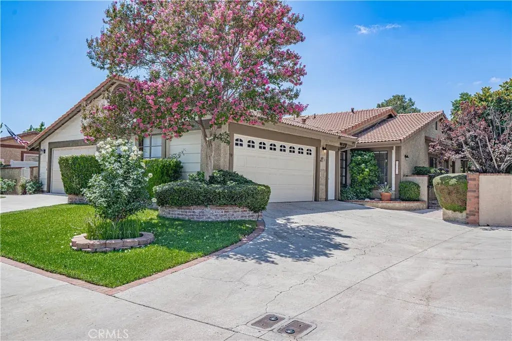 25711 Lupita Drive, Valencia