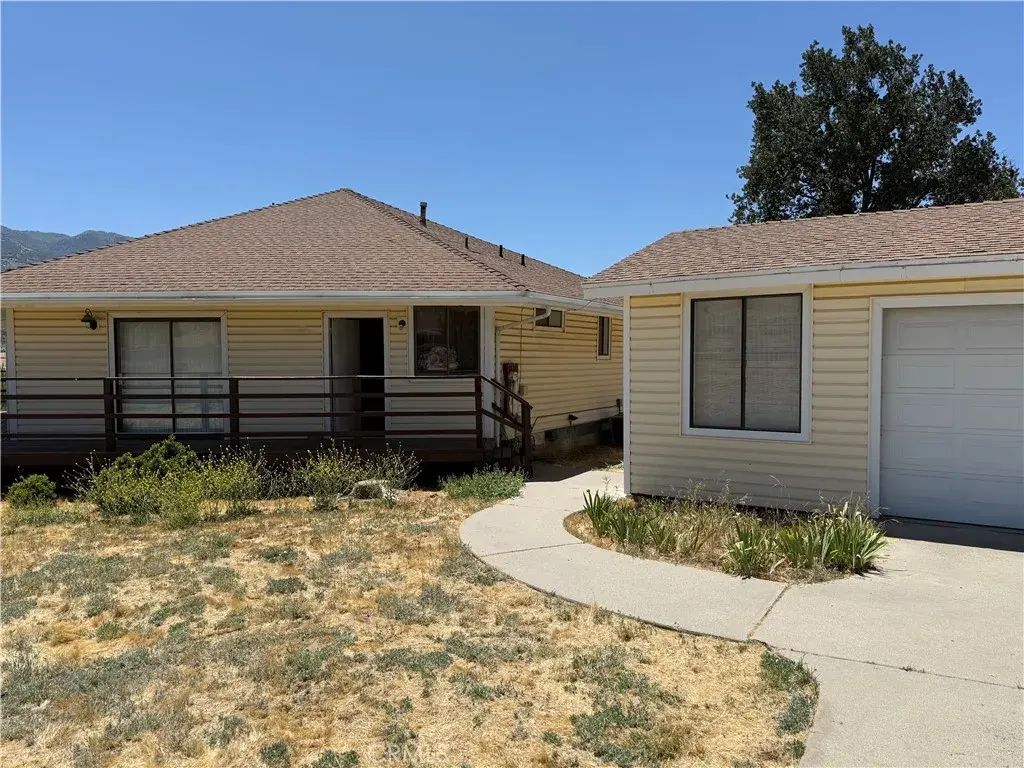 18901 Pinehurst Pl, Tehachapi