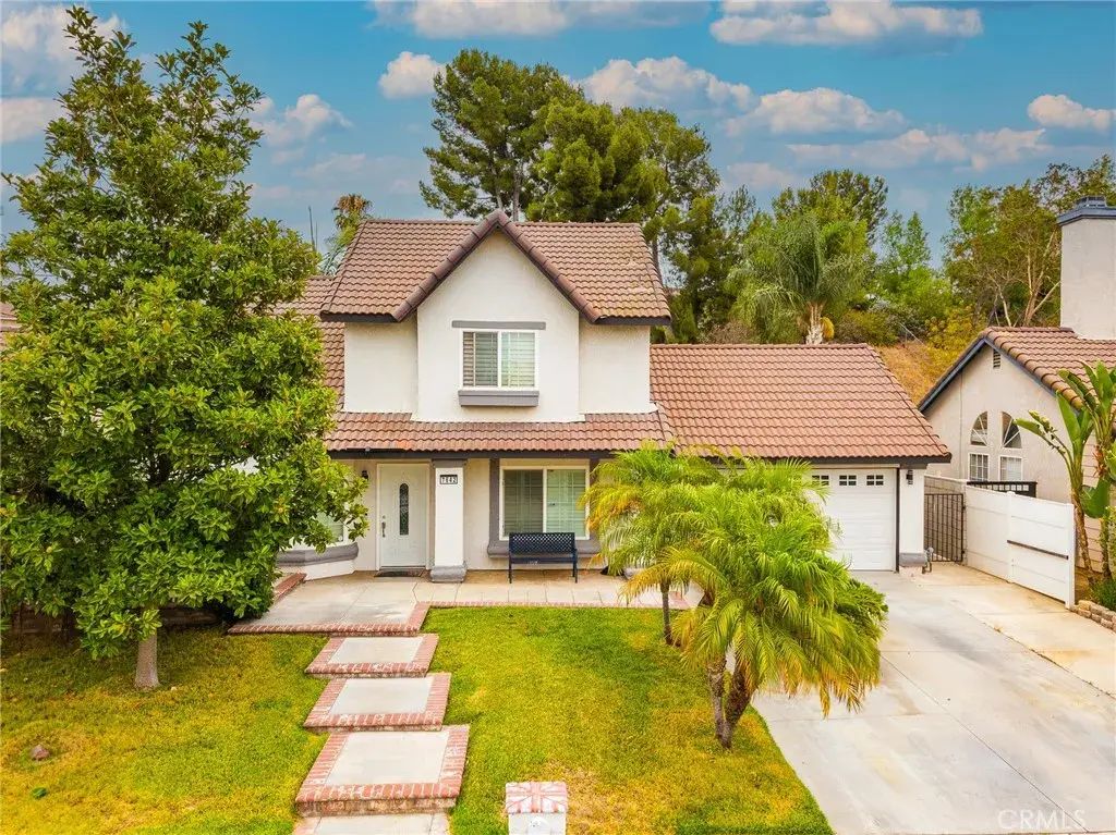 7642 Whitney Drive, Jurupa Valley