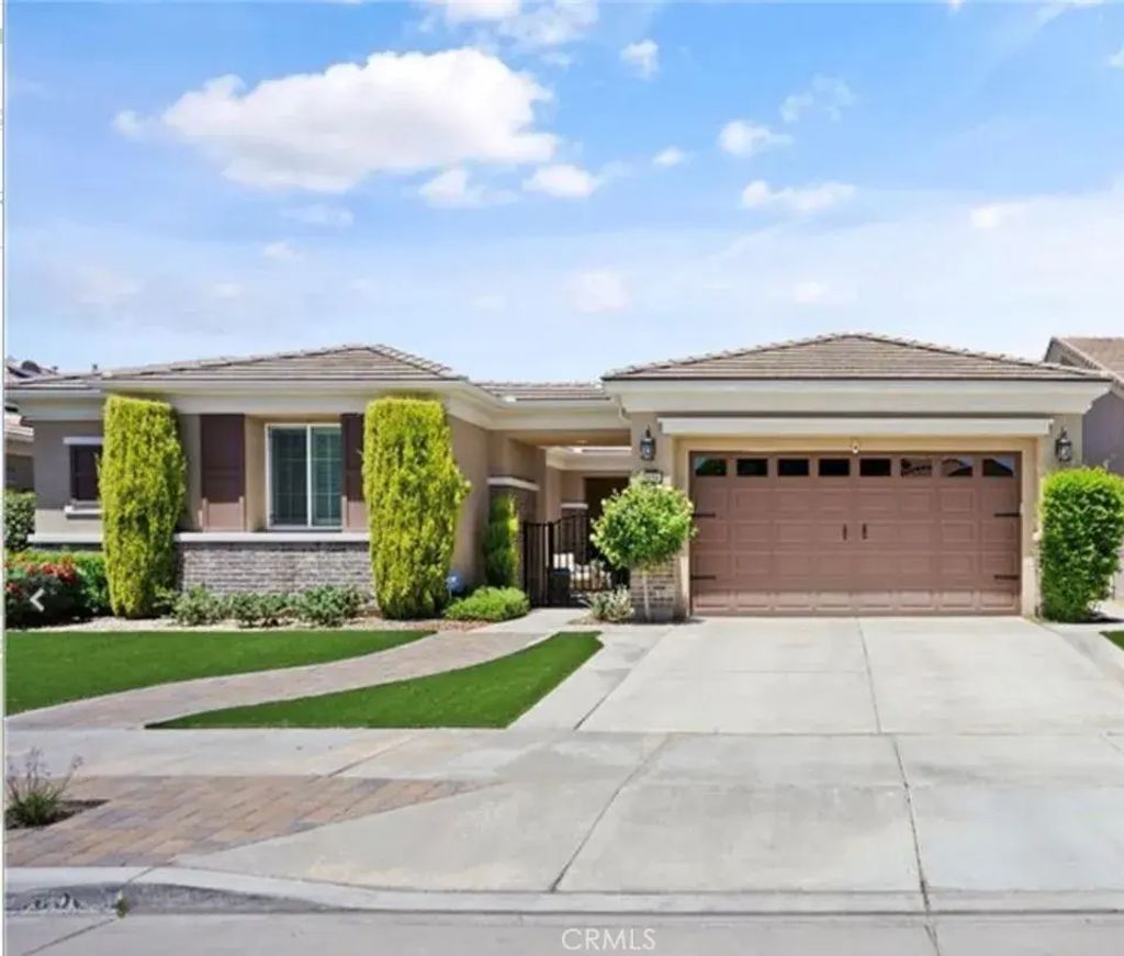 5658 Paseo Famosa, Hemet
