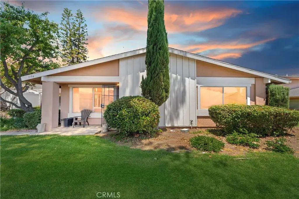 1194 Border Avenue A, Corona