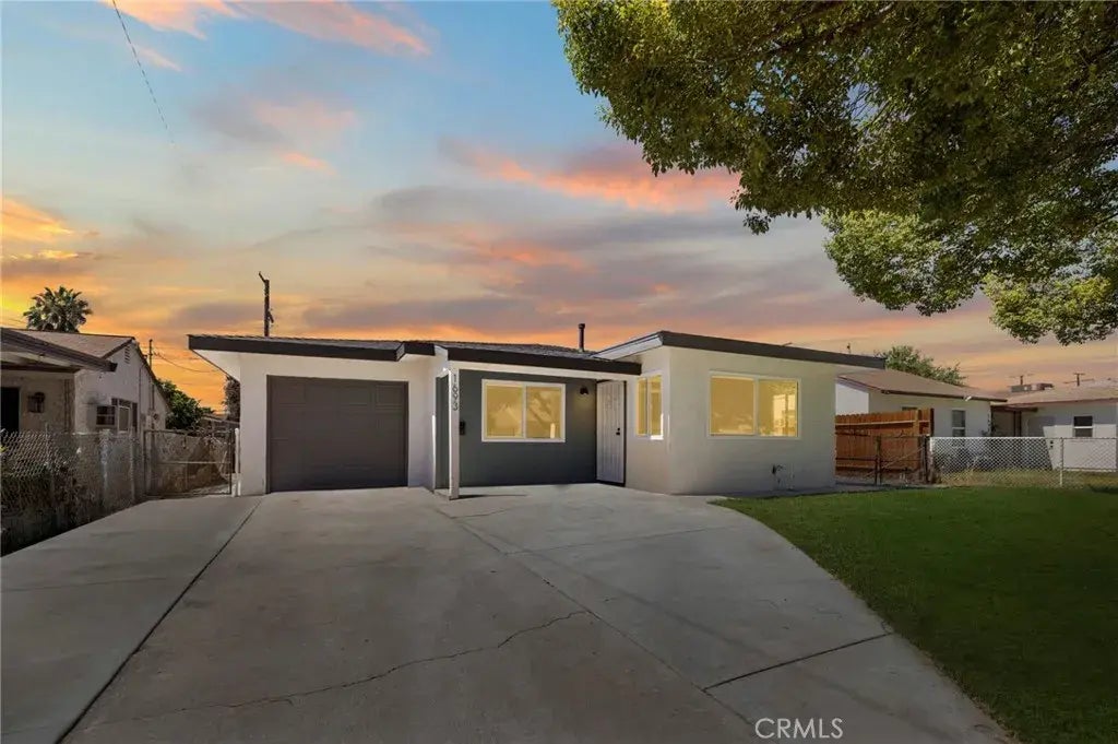 1693 Vine Street, San Bernardino