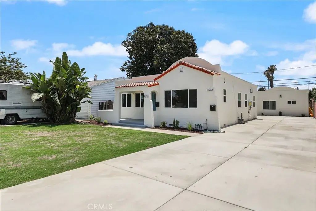 11210 Oak Street, El Monte