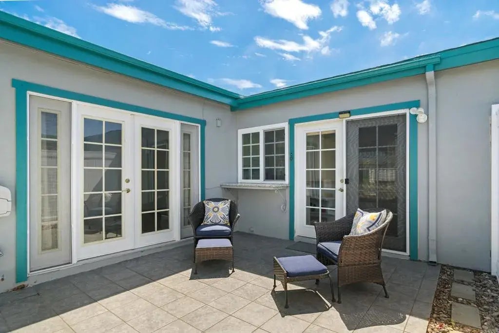 3890 Vista Campana South 93, Oceanside