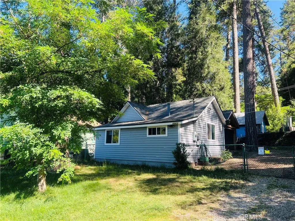 22873 Fir Lane, Crestline