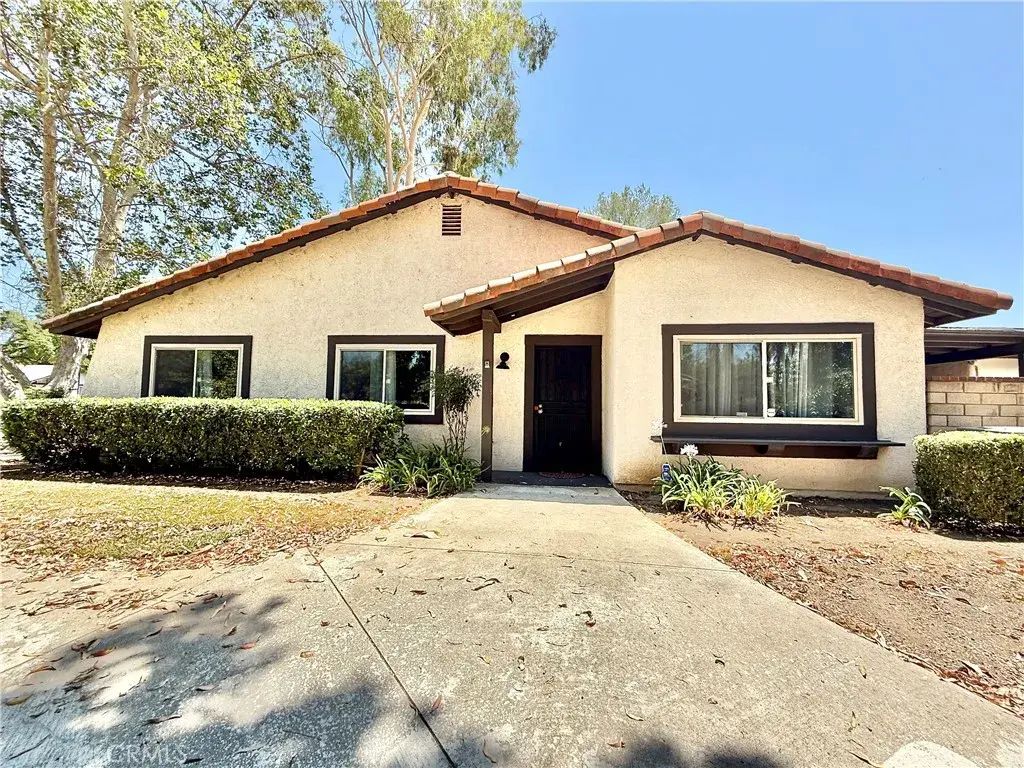 2760 Monroe Street, Riverside