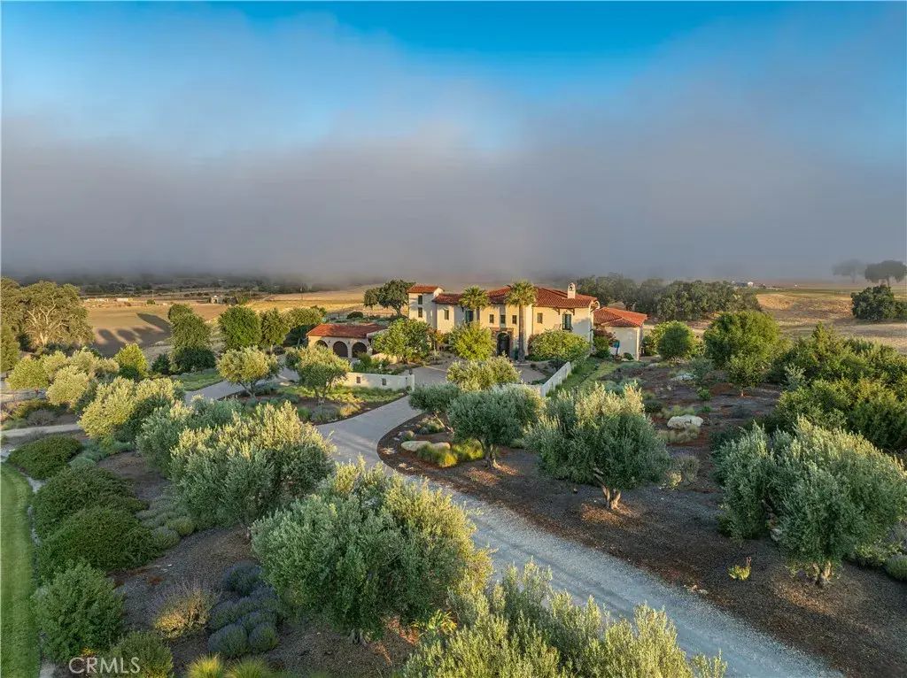 3030 Templeton, Templeton