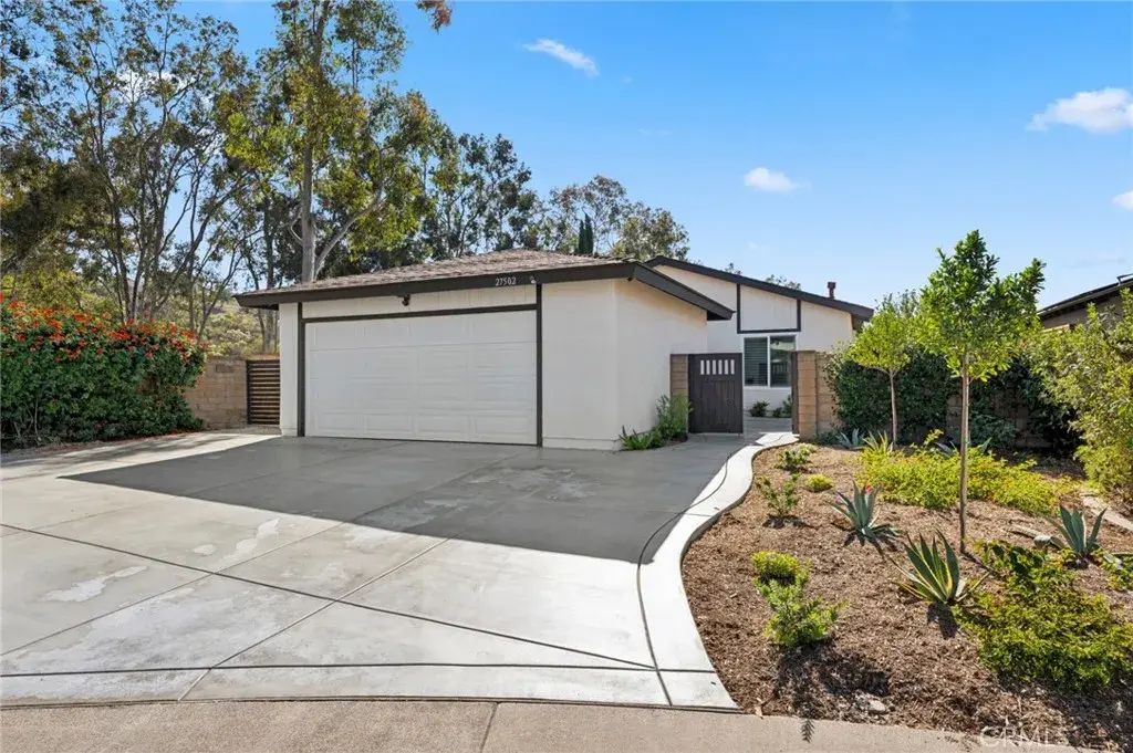 27502 Los Banos, Mission Viejo