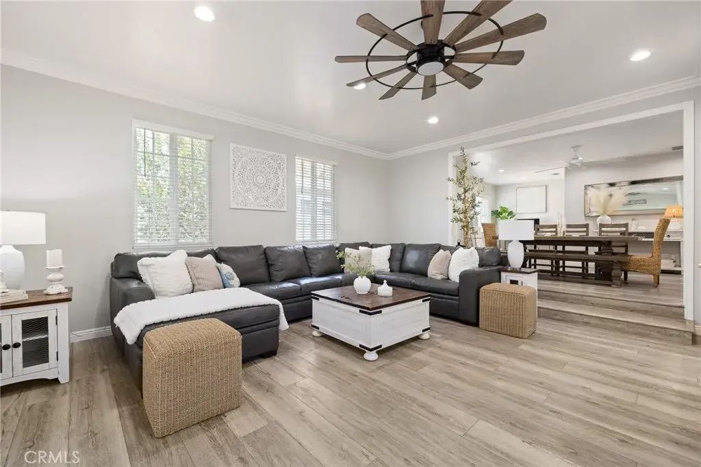 7027 Shoshone Avenue, Van Nuys