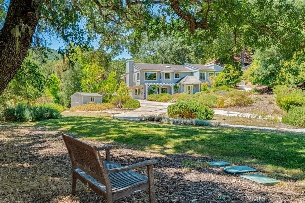 11555 Cenegal Road, Atascadero