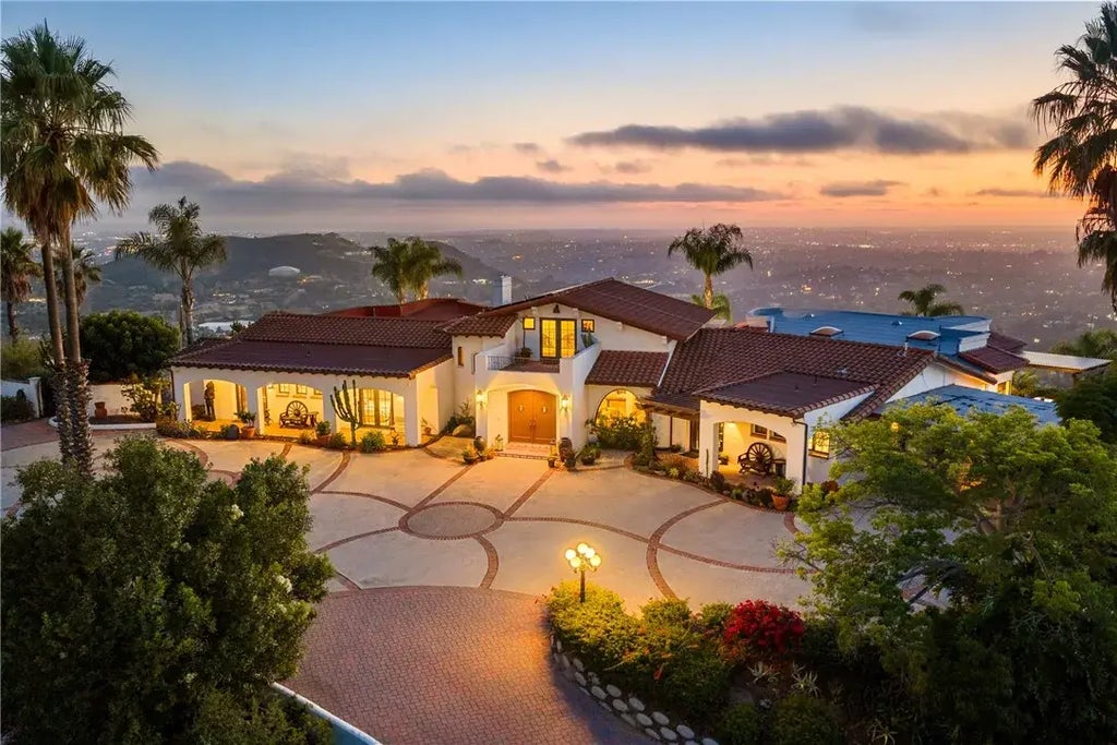 2443 Tamara Lane, San Marcos