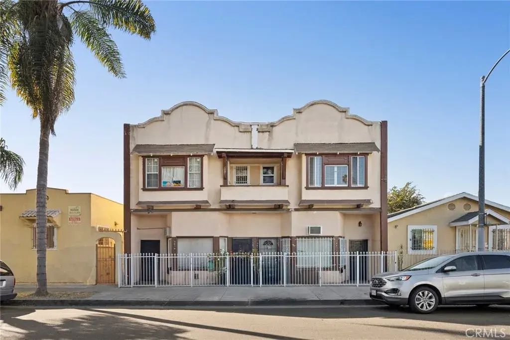 3877 Denker Avenue, Los Angeles