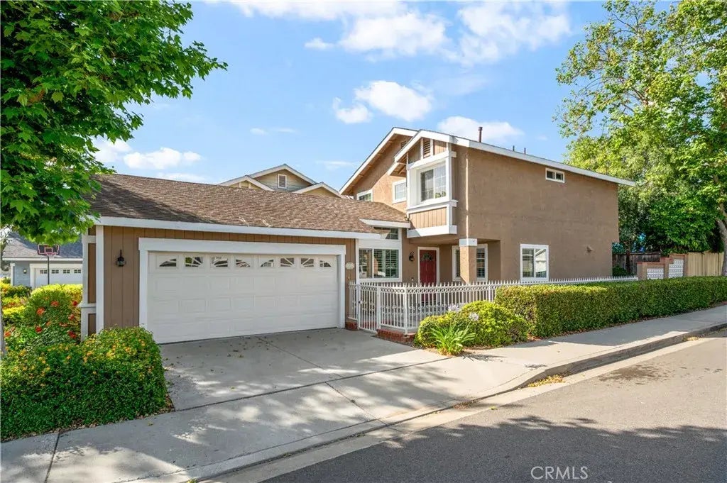 61 Bridgeport, Irvine