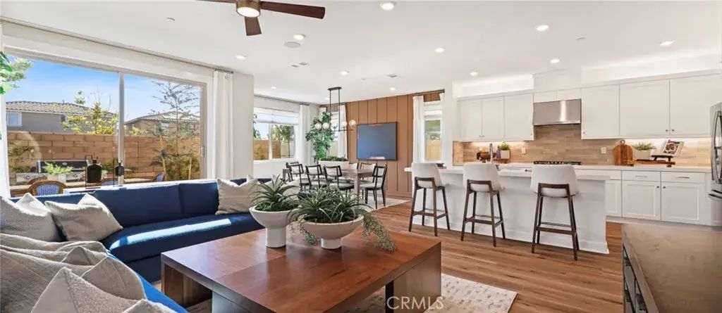 439 Snowdrop Lane, Santa Paula