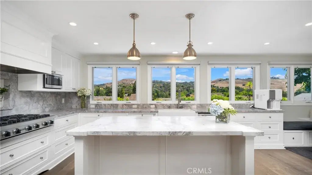 10 Flintridge, Irvine