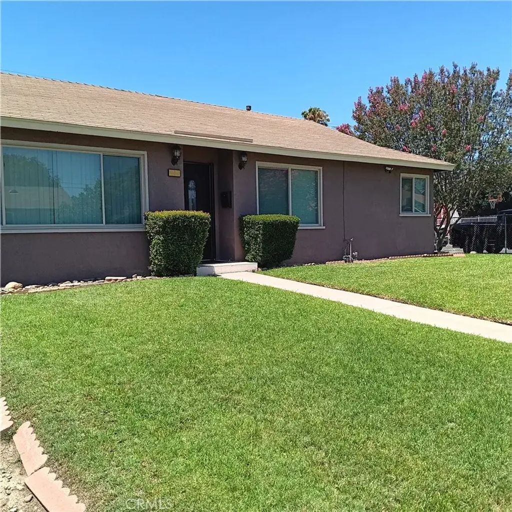 2479 Lennox Street, Pomona